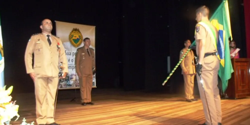 Imagem ilustrativa da imagem Tenente Leandro de Azevedo assume comando da 3ª Cia