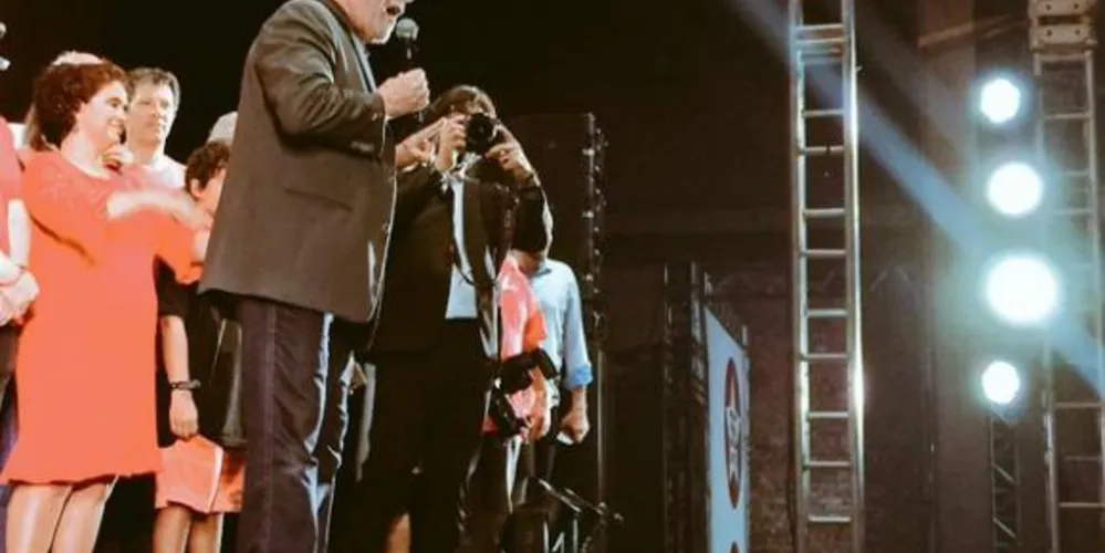 Imagem ilustrativa da imagem Se precisar, serei candidato a presidente em 2018, diz Lula