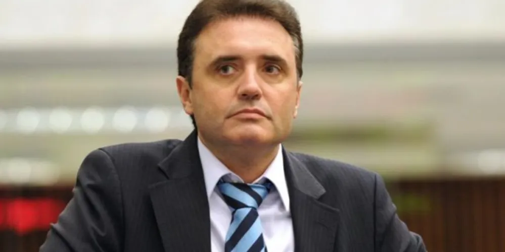 Imagem ilustrativa da imagem Ex-deputado Osmar Bertoldi é preso em Balneário Camboriú