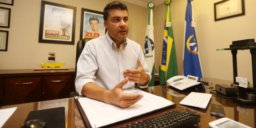 Imagem ilustrativa da imagem Rangel convoca aliados e chama oposição de covarde