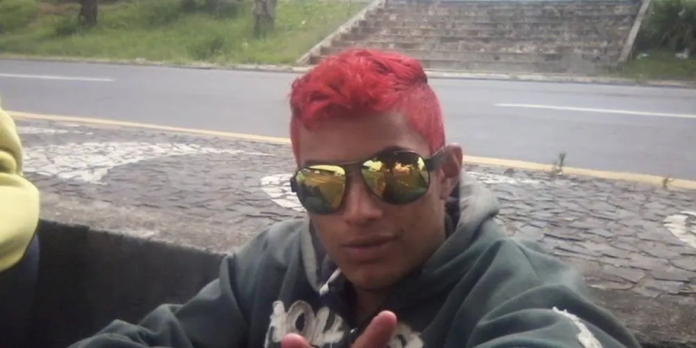 Imagem ilustrativa da imagem Rapaz tenta ‘proteger’ amigo e morre baleado em Reserva
