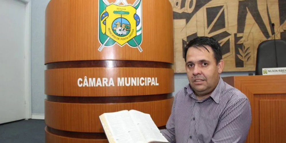 Imagem ilustrativa da imagem Pastor de PG comemora aprovação da ‘Lei da Bíblia’