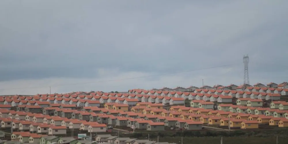 Imagem ilustrativa da imagem Construtoras poderão ser responsáveis por placas de ruas