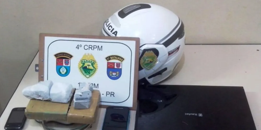 Imagem ilustrativa da imagem Traficantes são presos com 1 kg de maconha em PG