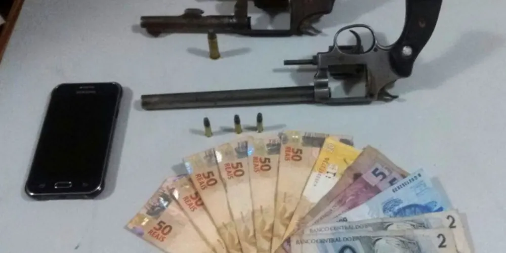 Imagem ilustrativa da imagem PM prende suspeitos de assalto a sorveteria em Jaguariaíva