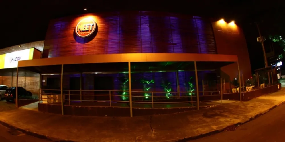 Imagem ilustrativa da imagem Homem abre fogo em boate, mata uma e fere mais quatro