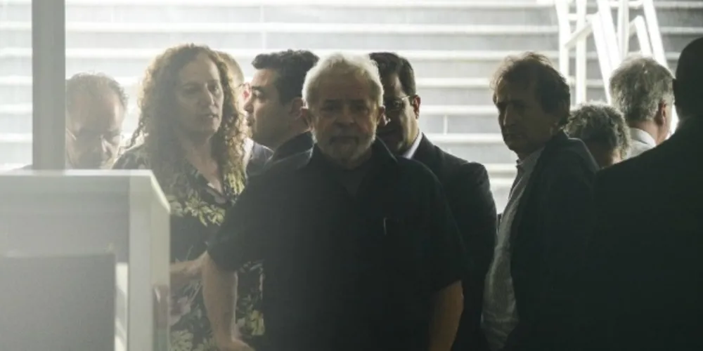 Imagem ilustrativa da imagem "Não devo e não temo", disse Lula após depoimento à PF