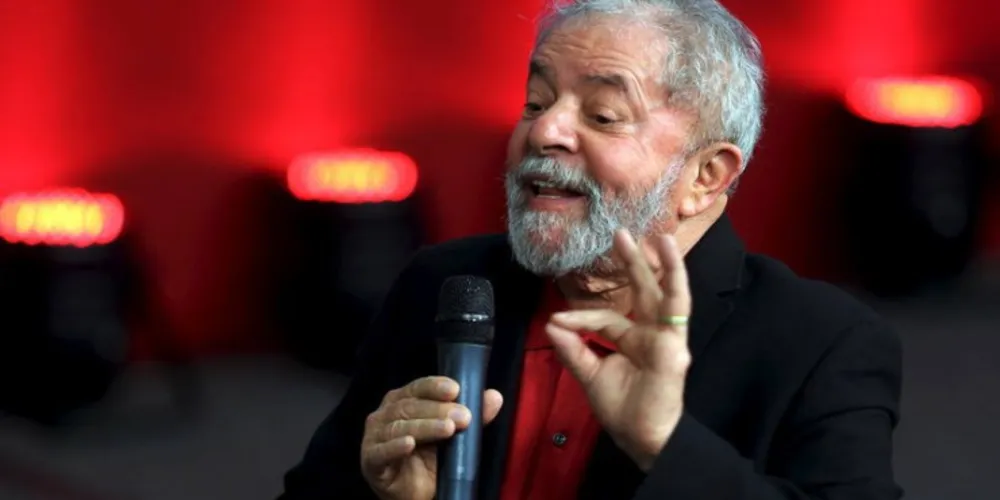 Imagem ilustrativa da imagem PT pressiona Lula a aceitar ministério e "escapar" de Moro