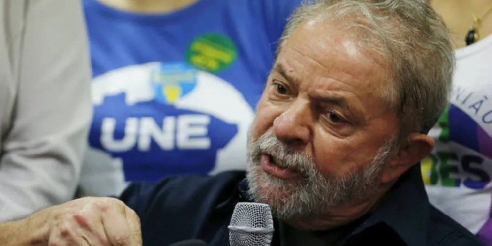 Imagem ilustrativa da imagem Defesa de Lula vai ao STF para suspender investigações