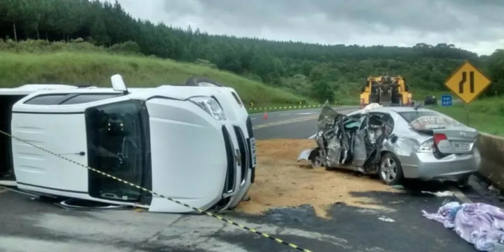 Imagem ilustrativa da imagem Acidente na BR-376 deixa dois mortos em Tibagi